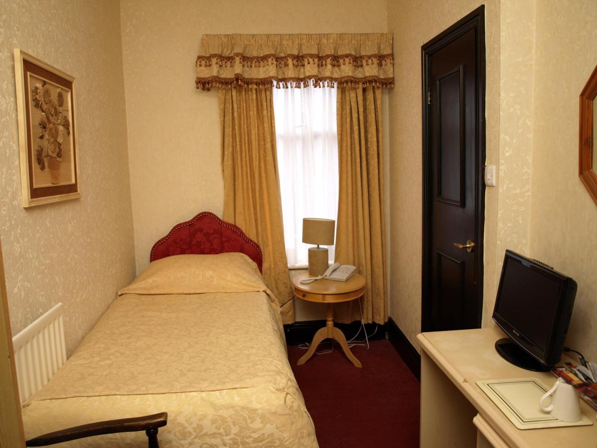 Clifton Park Hotel - Exclusive To Adults Lytham St Annes Cameră foto